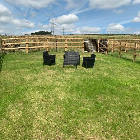 Unique Barn Conversion In Saddleworth Oldham Bagian luar foto