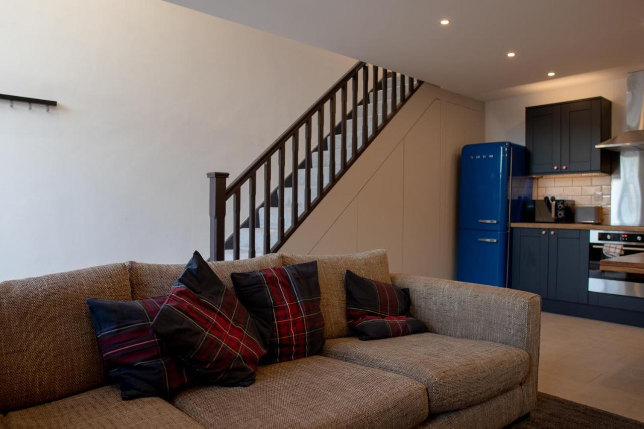 Unique Barn Conversion In Saddleworth Oldham Bagian luar foto